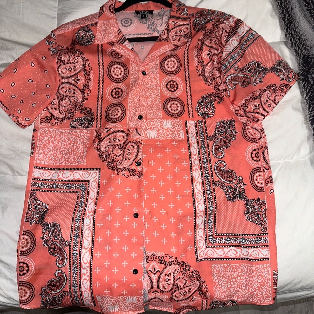 Brand New Men’s Button up